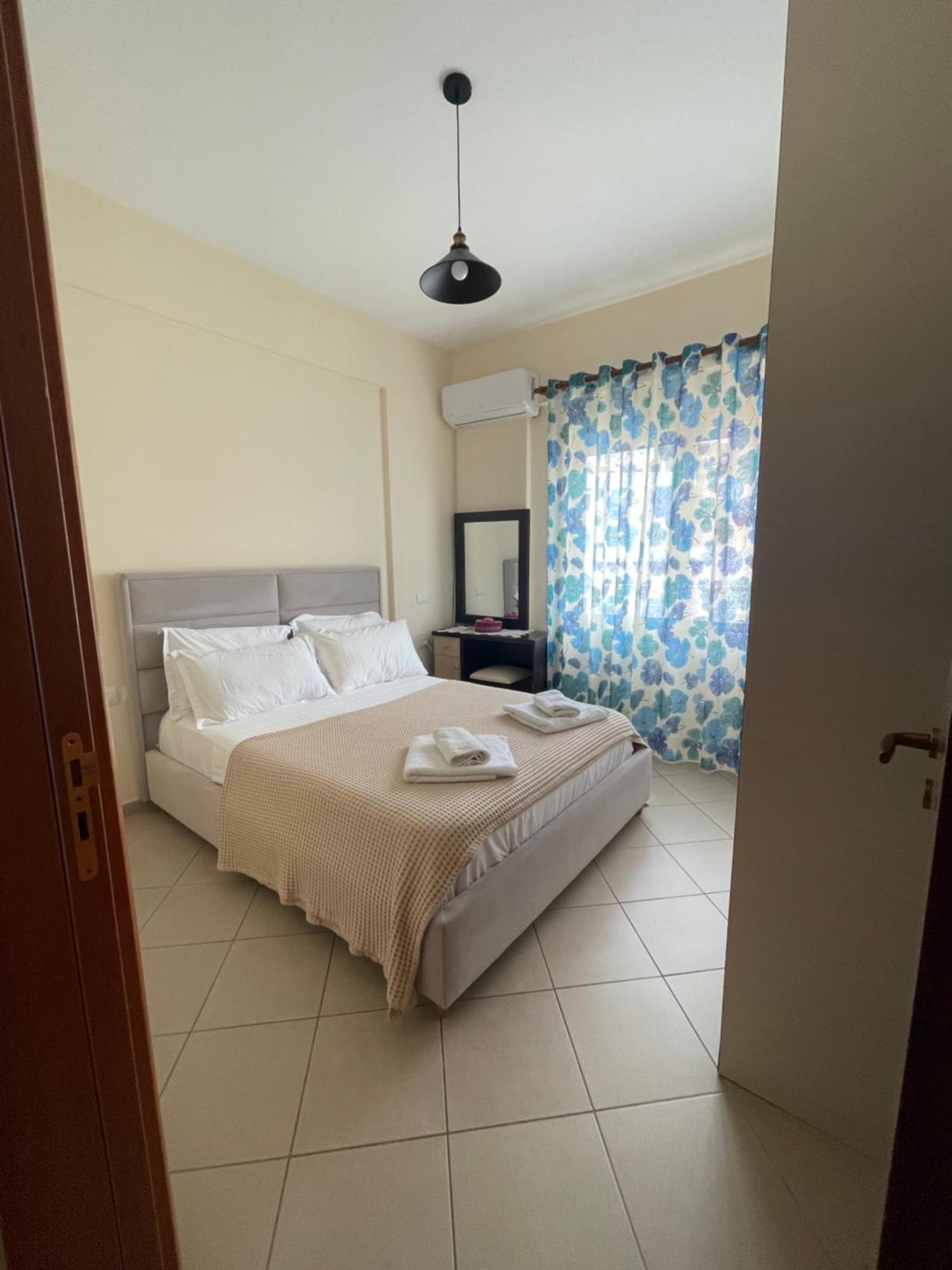 Ioanian Blue Apartament Химара Экстерьер фото