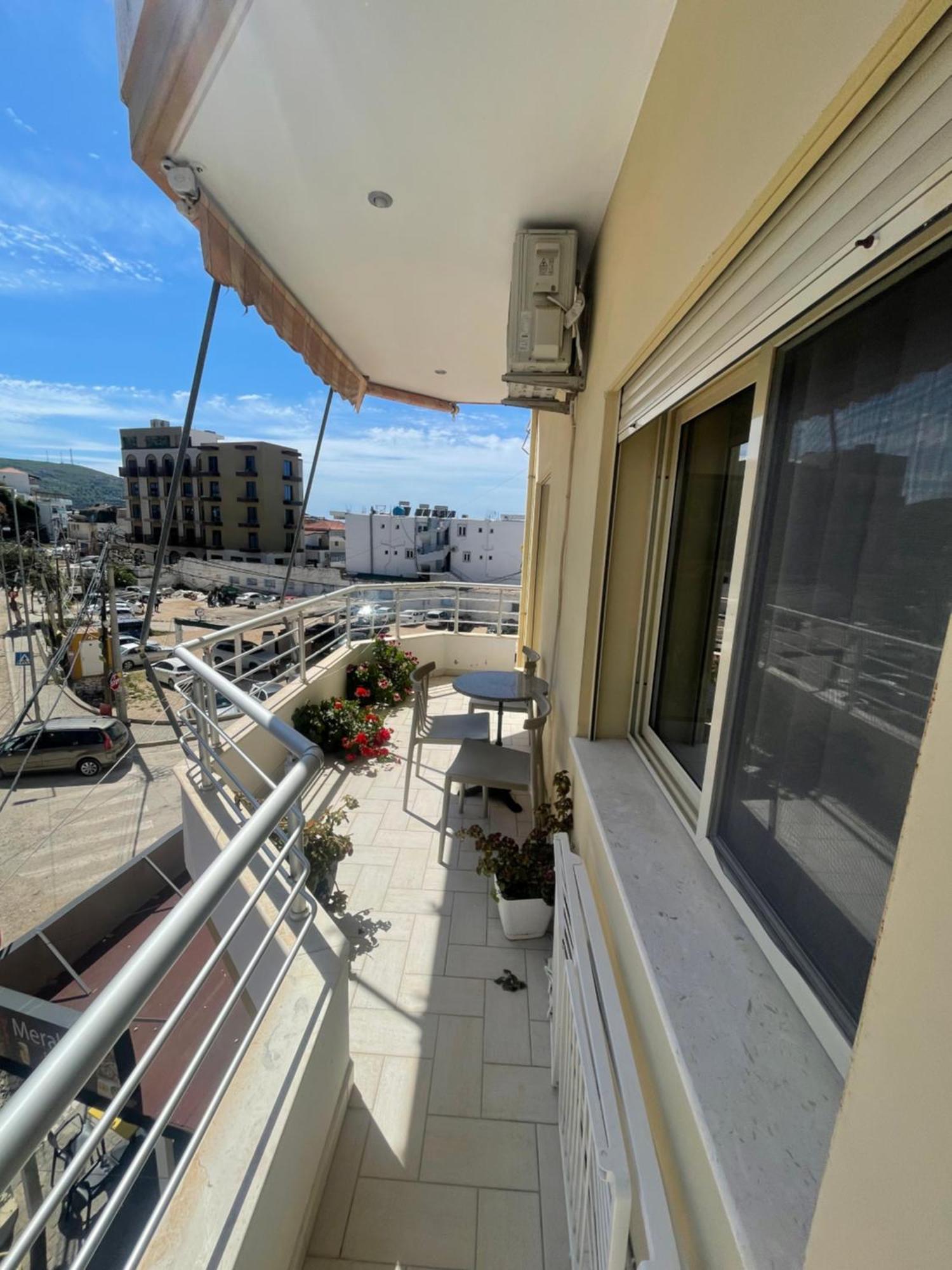 Ioanian Blue Apartament Химара Экстерьер фото